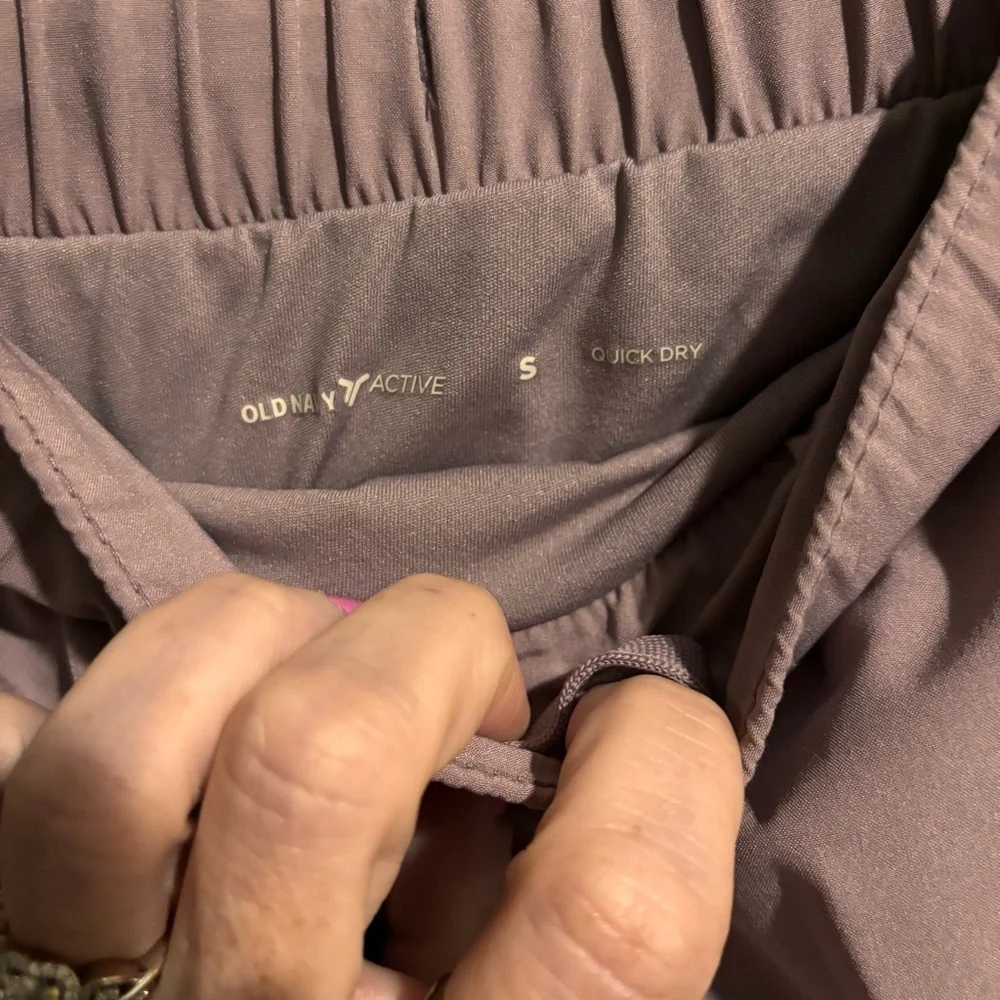 Women’s Mauve Athletic Shorts - Lightweight Running Shorts Old Navy ACTIVE S - Picture 2 of 3
